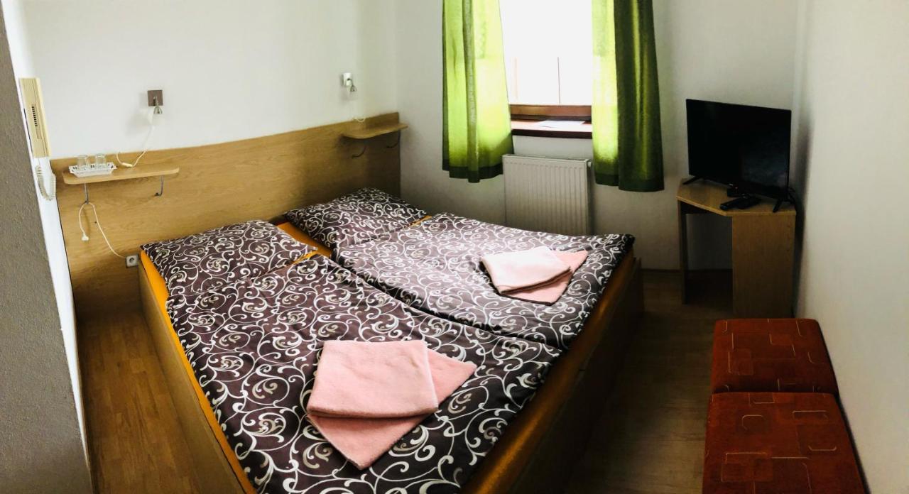 Penzion Pramen Liptovske Sliace Zewnętrze zdjęcie