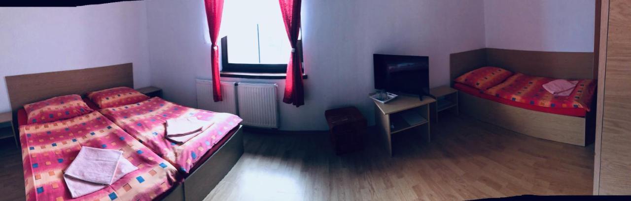 Penzion Pramen Liptovske Sliace Zewnętrze zdjęcie
