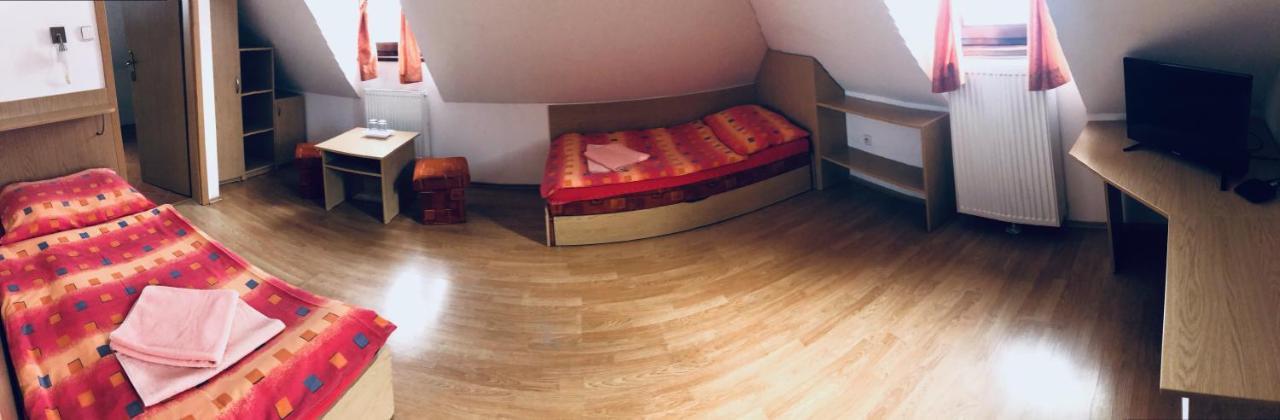 Penzion Pramen Liptovske Sliace Zewnętrze zdjęcie