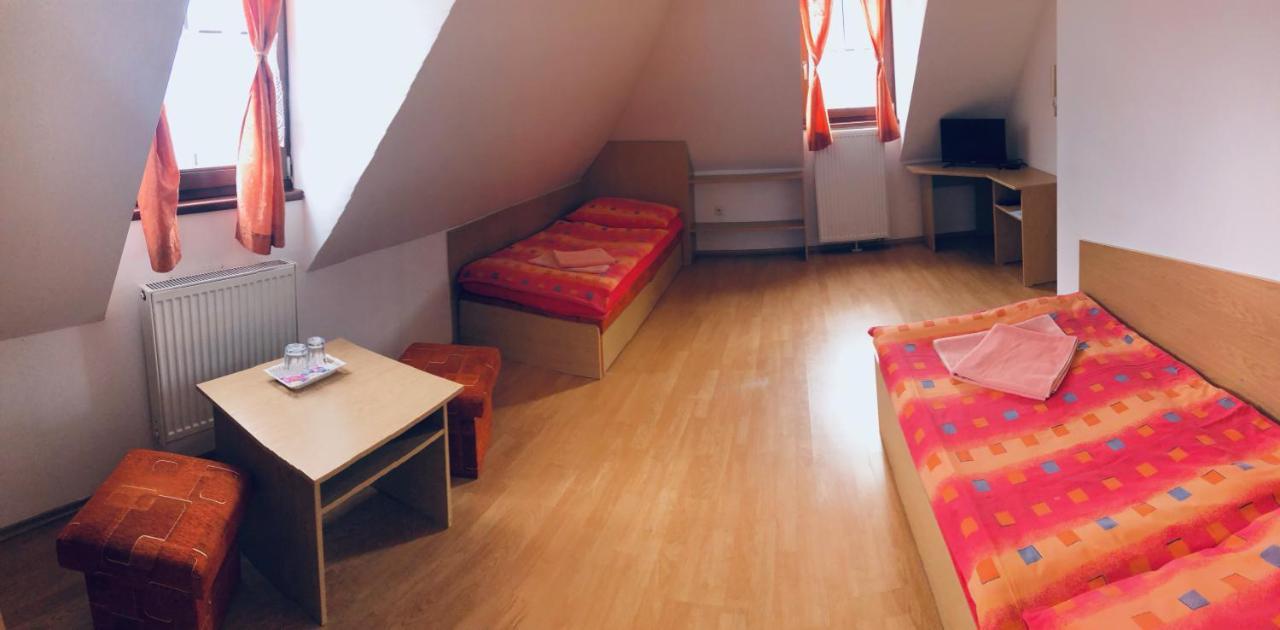 Penzion Pramen Liptovske Sliace Zewnętrze zdjęcie